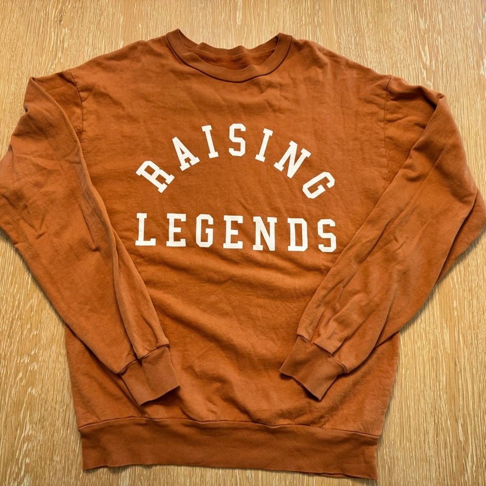 Raising Legends Women’s Thin Sweatshirt